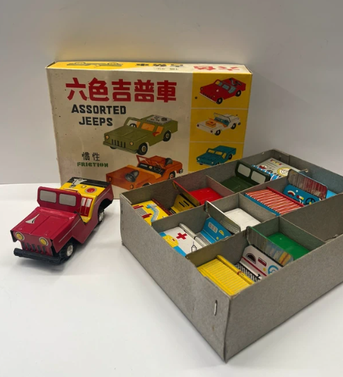 Vintage Assorted Jeeps – Box da 6 Jeep in Latta Litografata a Frizione – MF 988 Made in China