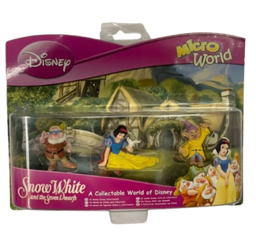 Disney SnowWhite – Biancaneve con Dotto e Cucciolo Micro World Set 3 Figure da Collezione